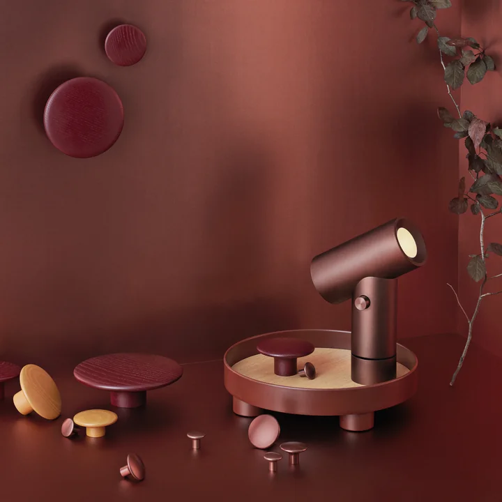 Wall hook The Dots, Platform tray and Beam LED table lamp from Muuto