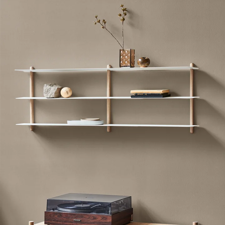 The wide Nivo wall shelf from Gejst with 3 shelves high on the wall
