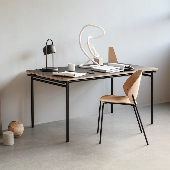 The Dosina chair at the Taffel dining table by Eva Solo