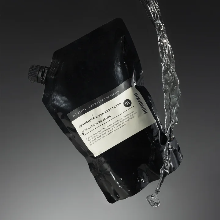Humdakin hand soap refill protects the environment from more packaging