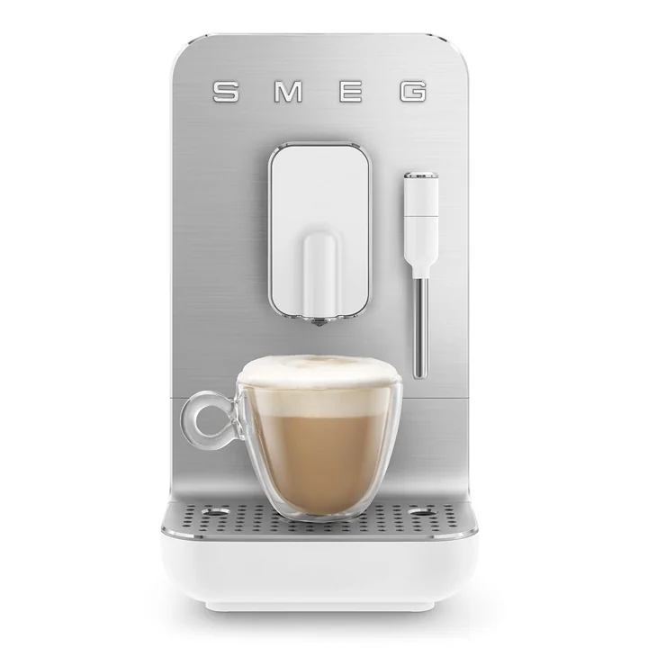 Coffee machine BCC02 Medium from Smeg