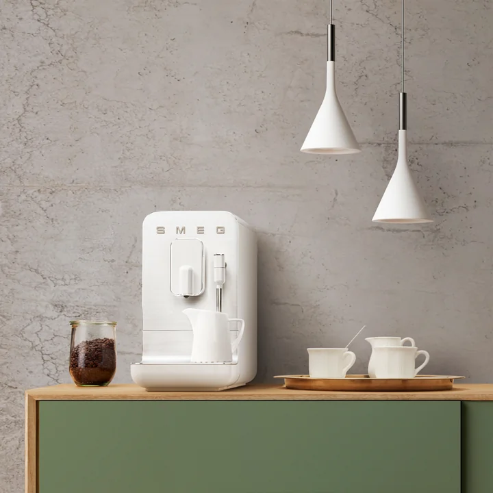 Coffee machine BCC02 Medium from Smeg