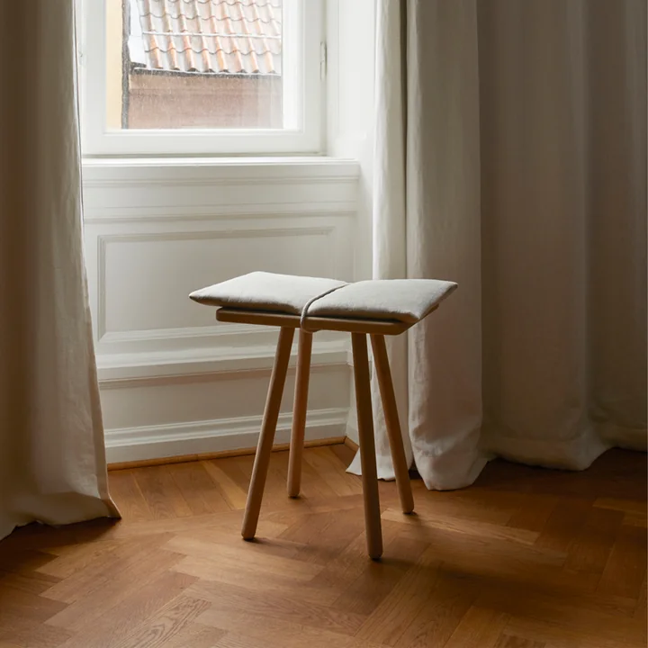 Georg Stool from Skagerak in the finish oak wood / white