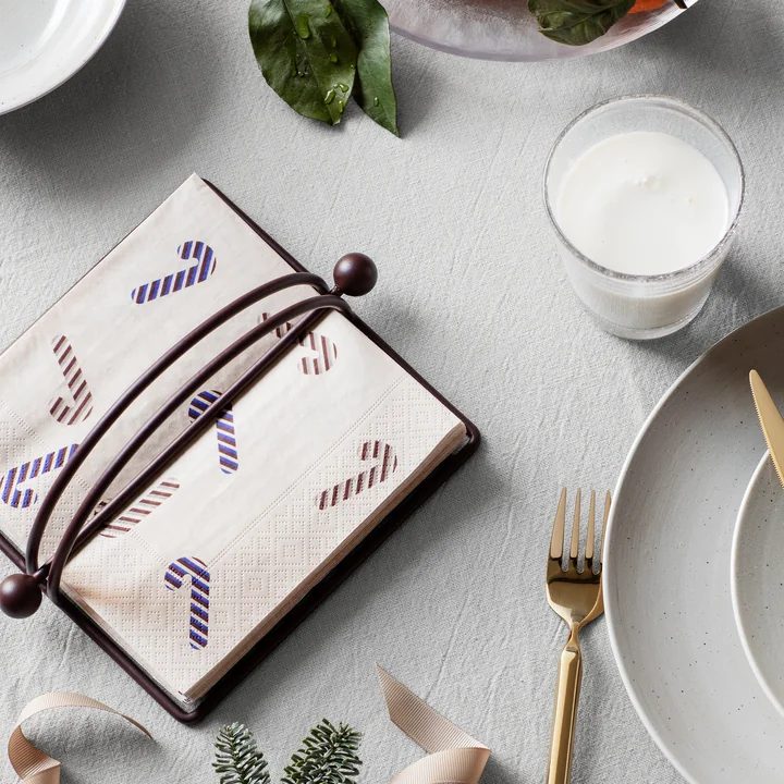 The Viet napkin holder from Broste Copenhagen made of balls and lines