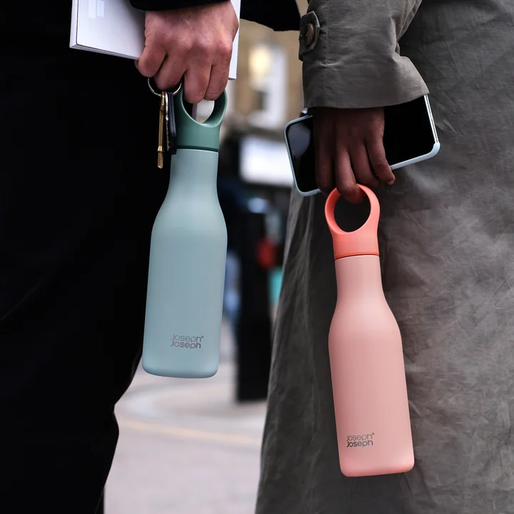 Loop Drinking bottle from Joseph Joseph