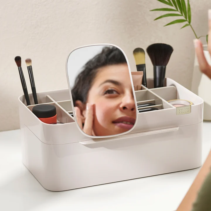 Viva Cosmetic organizer with mirror from Joseph Joseph