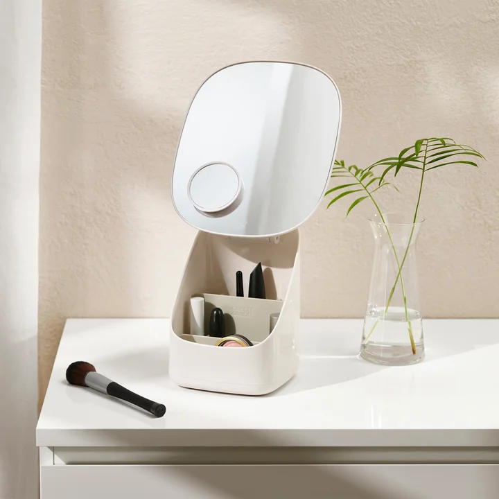 Viva Cosmetic organizer with mirror from Joseph Joseph