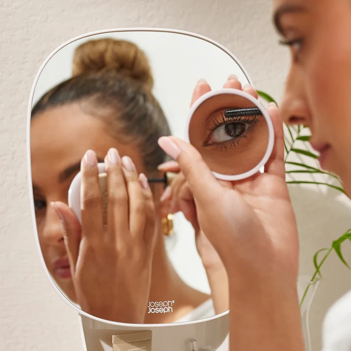 Viva Cosmetic organizer with mirror from Joseph Joseph