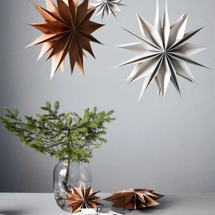 Capella Paper poinsettia from House Doctor in the color pearl