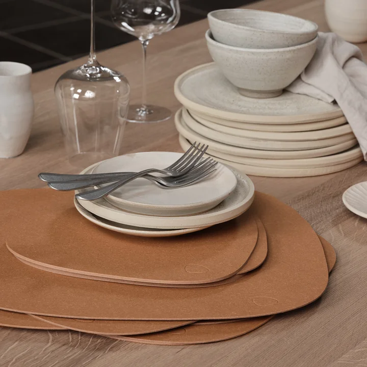 Scandinavian style on the dining table