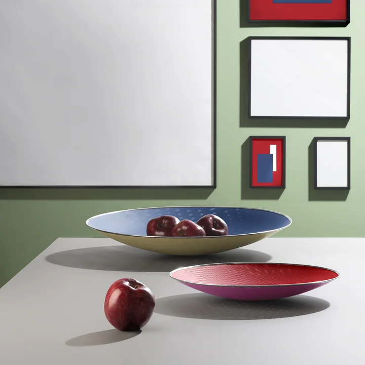 Cohncave Bowls from Alessi in the colours blue and red