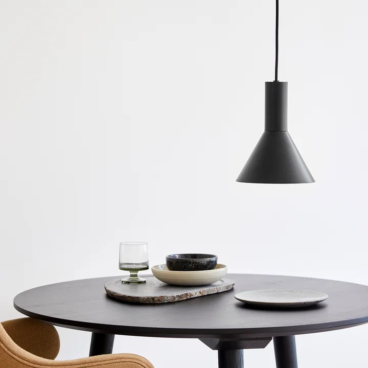 Scandinavian dining table lamp