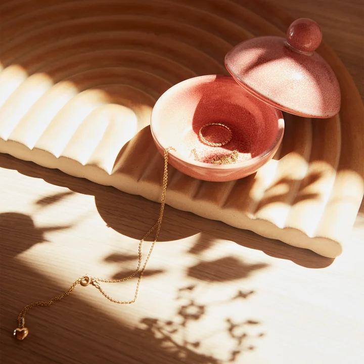 Saga Bonbonniere Low from OYOY in coral