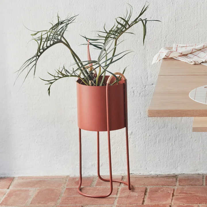 Maki Plant pot High from OYOY in nutmeg