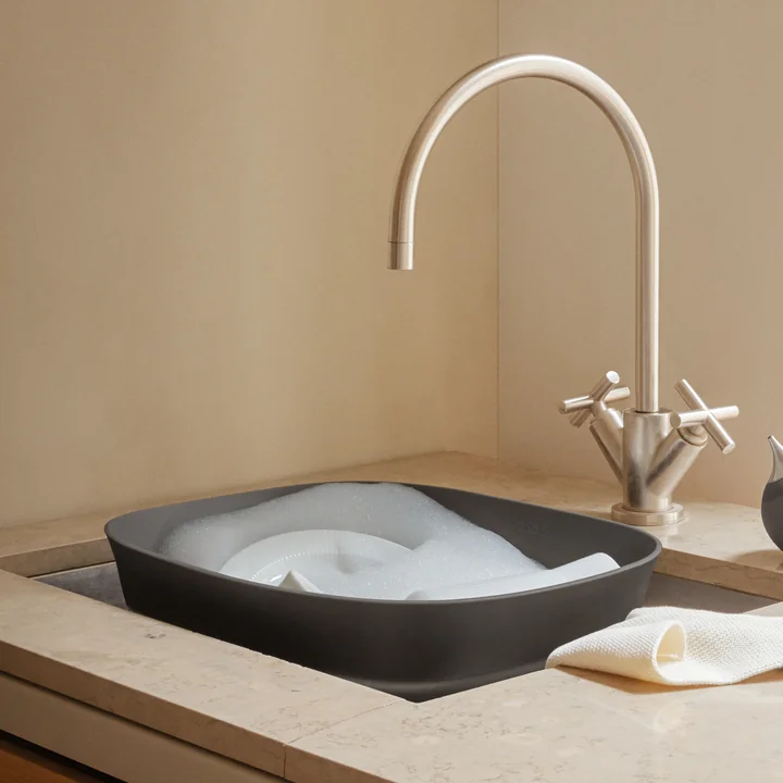 Foldable rinsing tub from Eva Solo