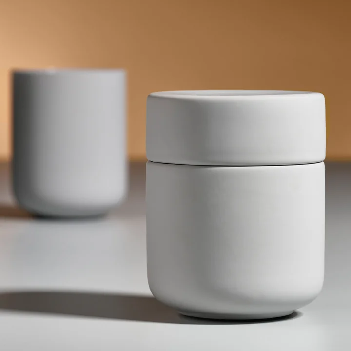 Ume Jar with lid from Zone Denmark