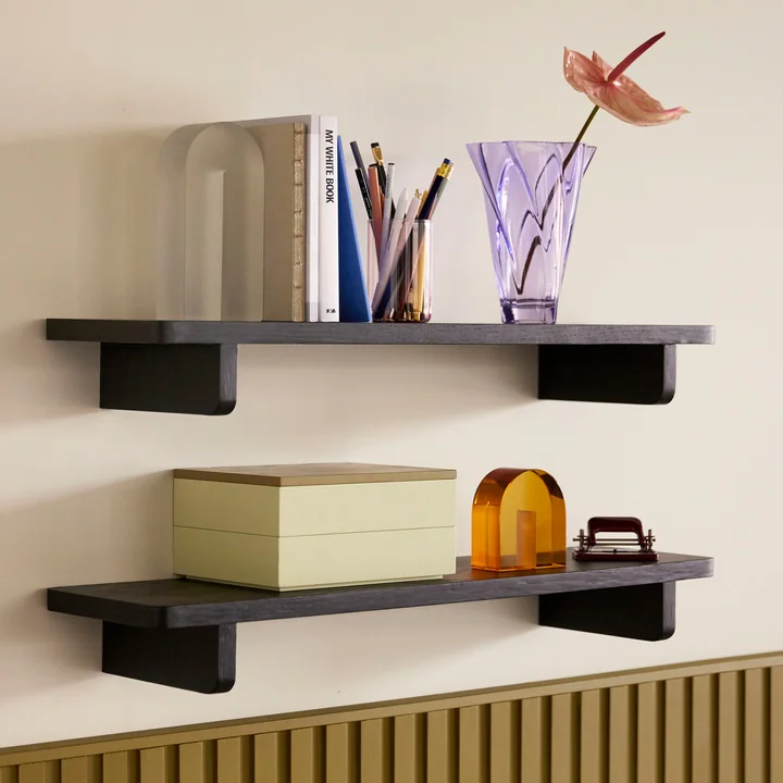 Bookcase storage box with lid