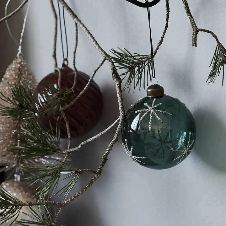 Glas Star Christmas tree ball from House Doctor in color green