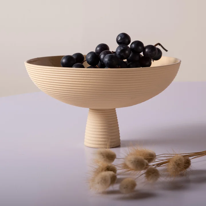 Dais Bowl with foot from Schneid in sand