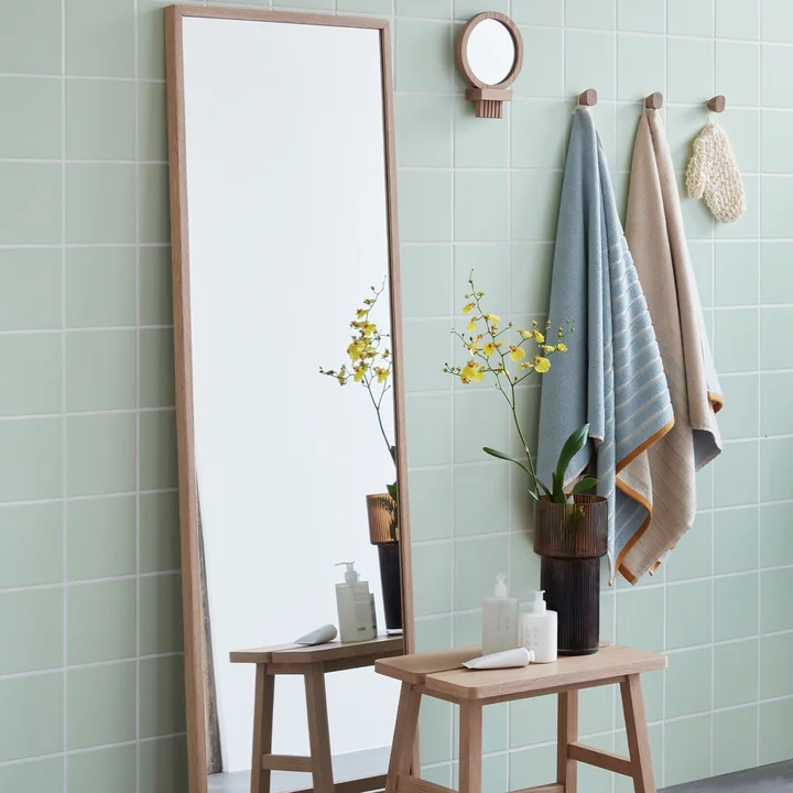 The standing mirror from Hübsch Interior in the bathroom