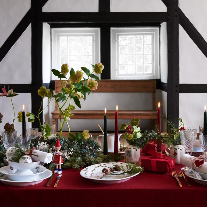 Hammershøi Christmas vase and plate from Kähler Design