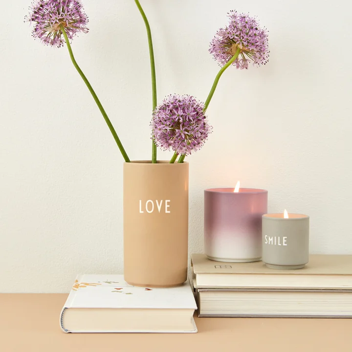 Arne Jacobsen scented candle in lavender