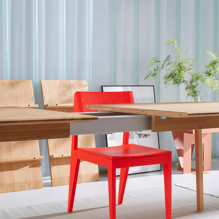 Meyer Extendable table in the dining room