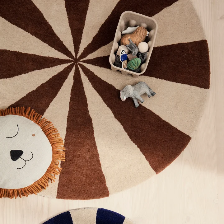 Arch Tufted carpet from Ferm Living in the design brick red / off-white