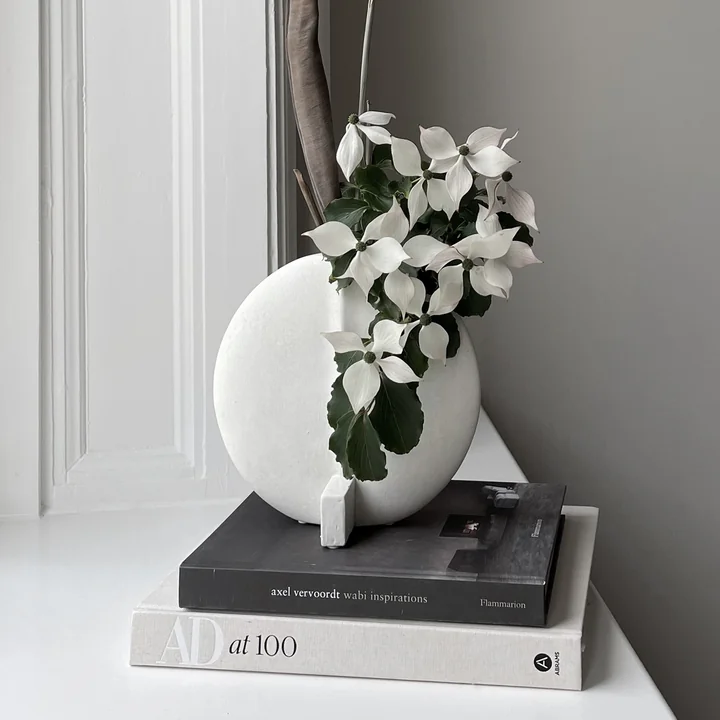 Guggenheim Vase Petit from 101 Copenhagen in bone white