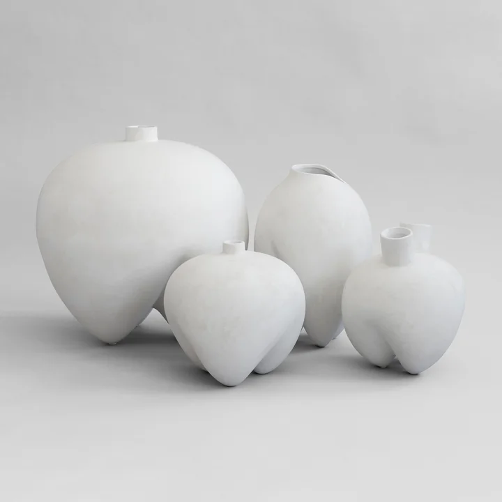Sumo Vase Slim from 101 Copenhagen in bone white