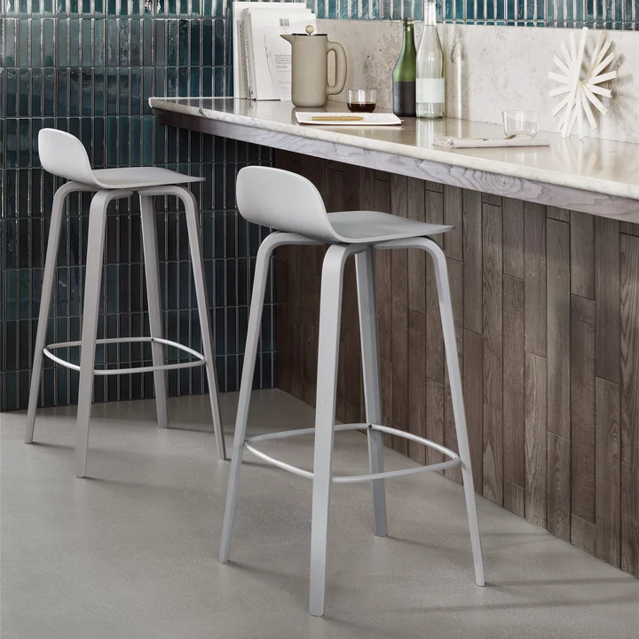Visu Bar stool from Muuto in the grey version
