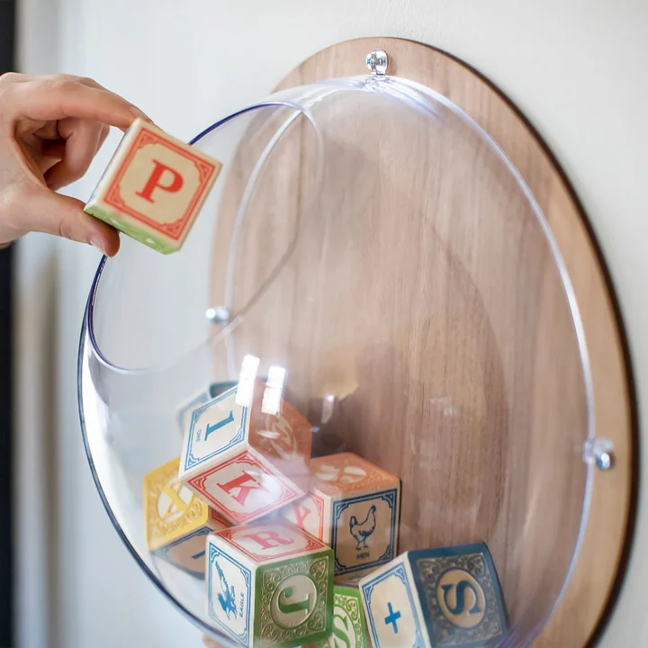 Orion Hanging display from Koziol