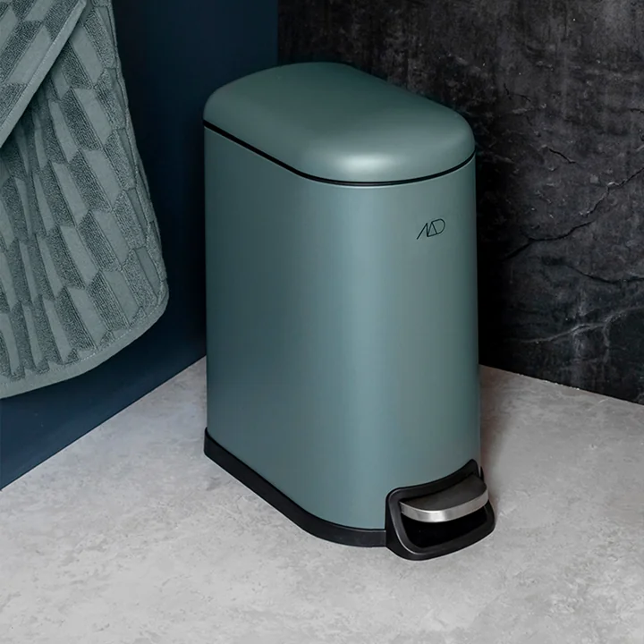 Walther Pedal bin from Mette Ditmer in pine green