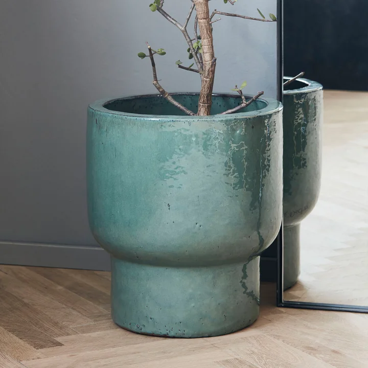 Terra Plant pot from House Doctor