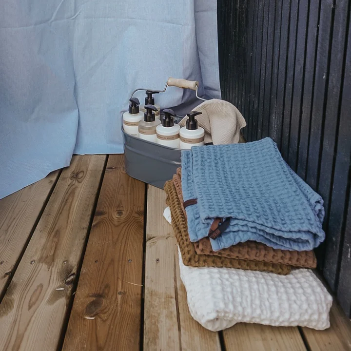 Ambience bath towel with waffle structure from Humdakin