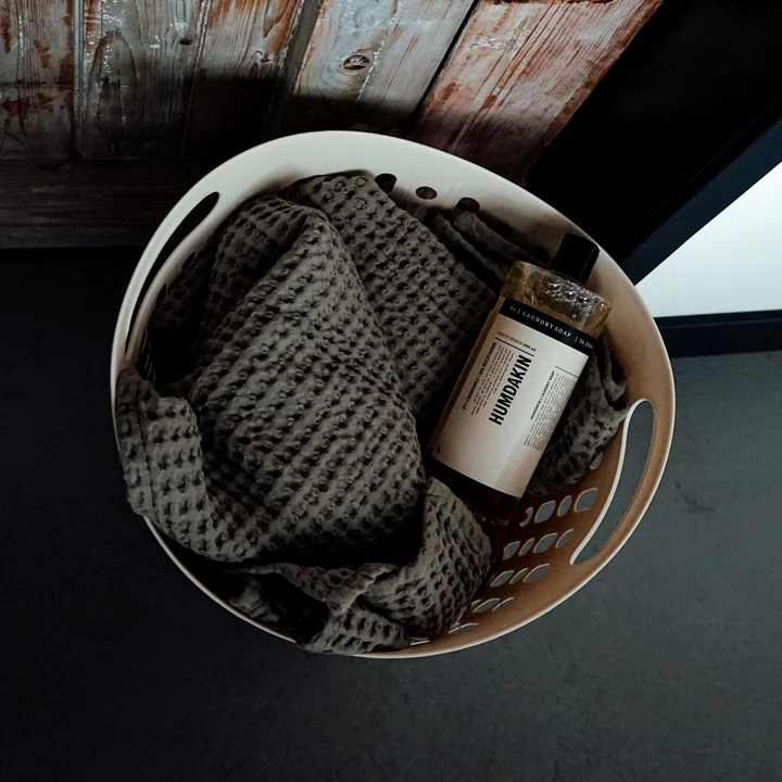 Ambience bath towel with waffle structure from Humdakin