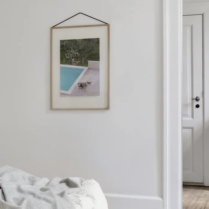 Frame Picture frames from Moebe