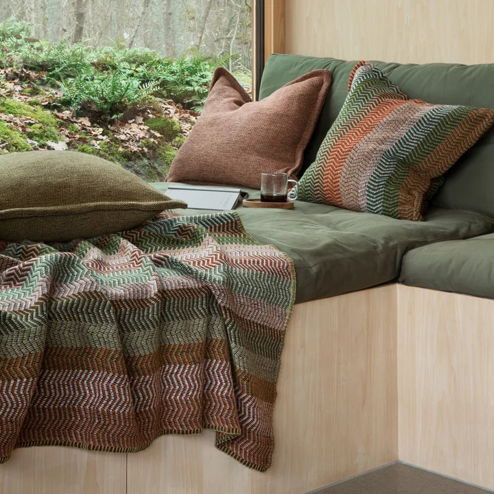 Fri Wool blanket 200 x 150 cm from Røros Tweed in harvest