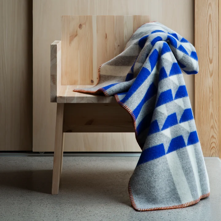Kvam Wool blanket 200 x 135 cm from Røros Tweed in blue