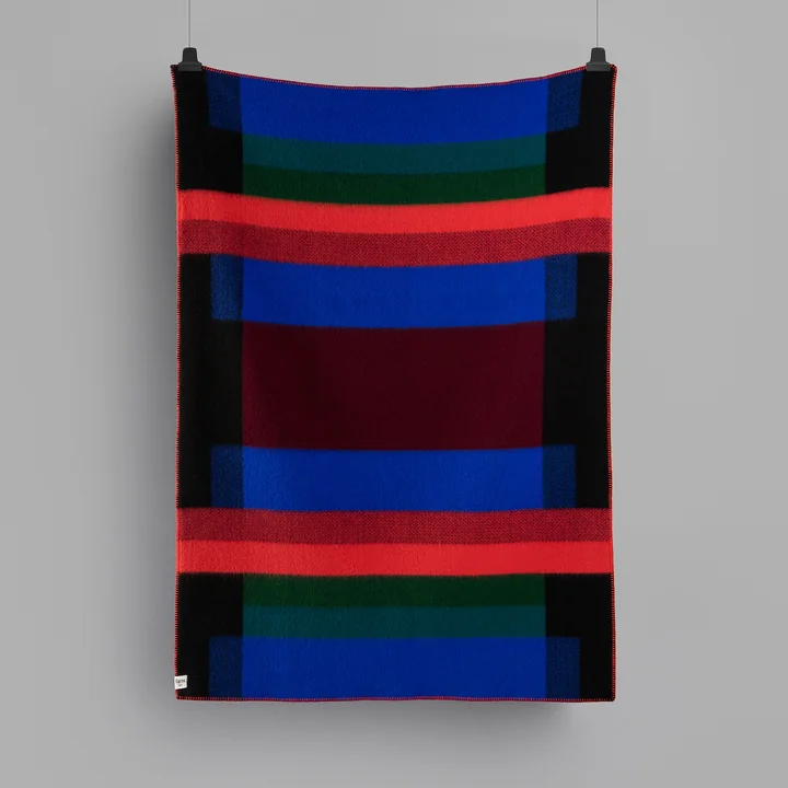 Mikkel Røros Tweed wool blanket 200 x 135 cm in dark