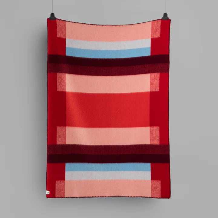 Mikkel Wool blanket 200 x 135 cm from Røros Tweed in red