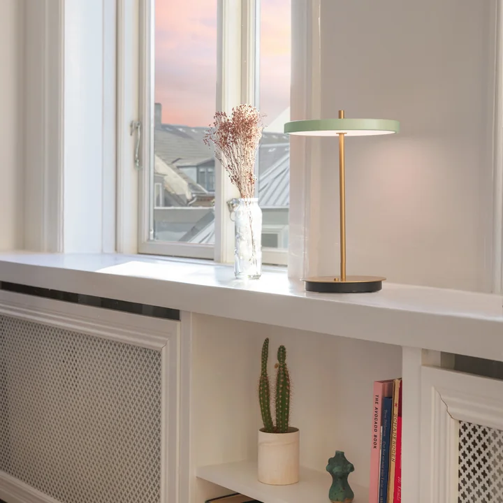 Asteria Move LED Table lamp from Umage