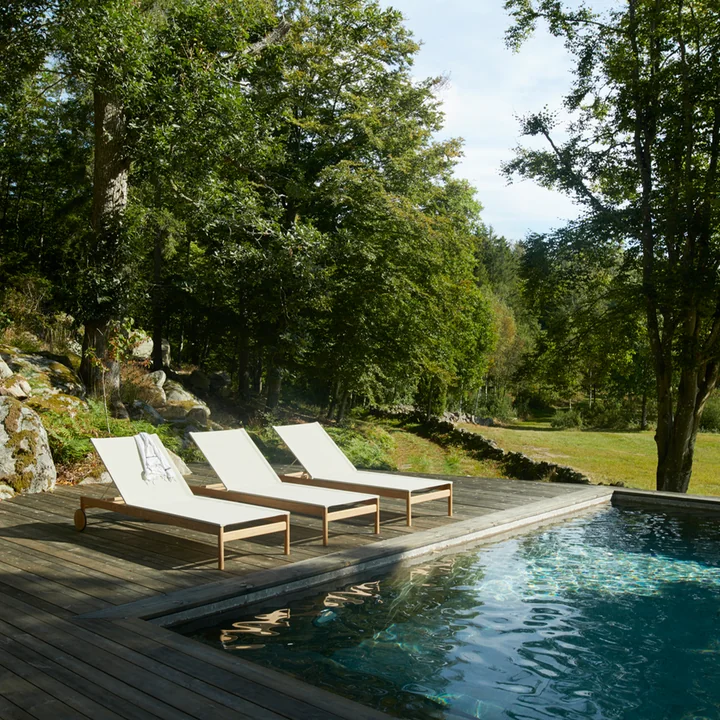 Pelago sun lounger from Skagerak