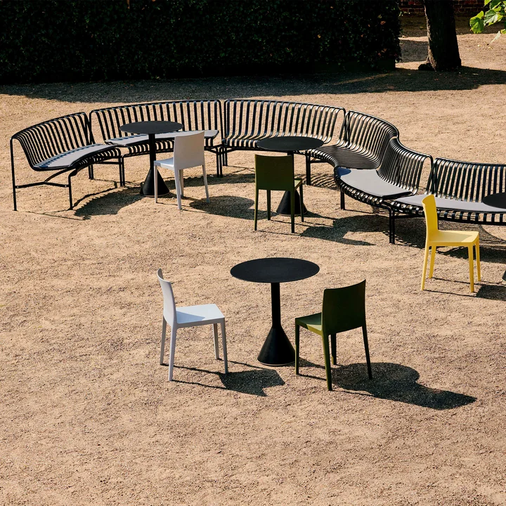 Palissade Park Dining Bench from HAY in the color anthracite with seat cushion