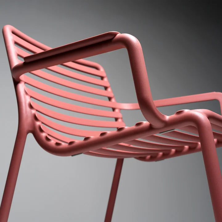 Doga Relax Garden armchair from Nardi in the color marsala