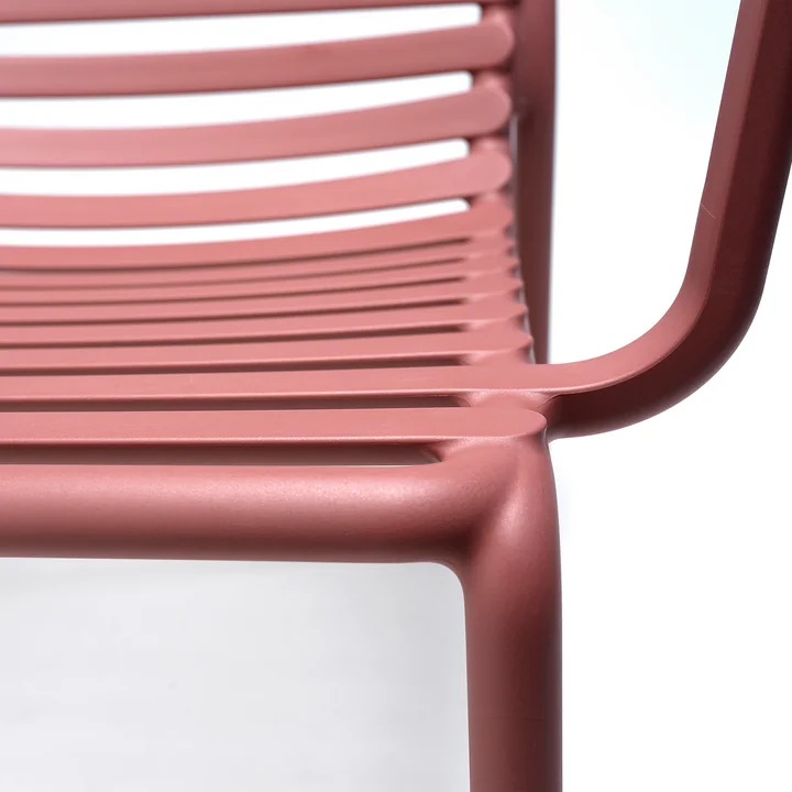 Doga Relax Garden armchair from Nardi in the color marsala