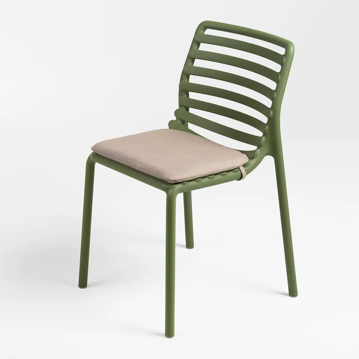 Doga Bistro chair from Nardi in the color agave with seat cushion lino