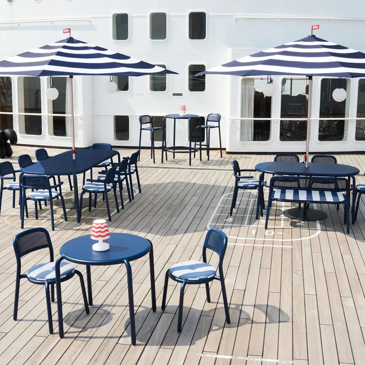 Toní Tavolo garden table from Fatboy