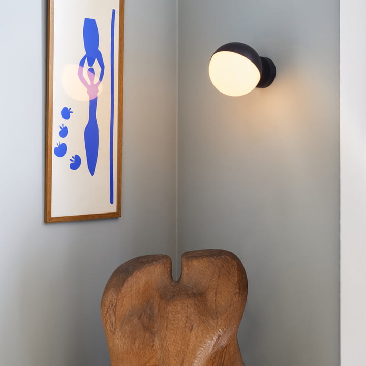 VL Studio Wall lamp from Louis Poulsen