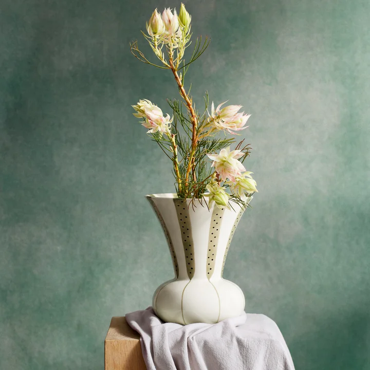 Signature Vase from Kähler Design